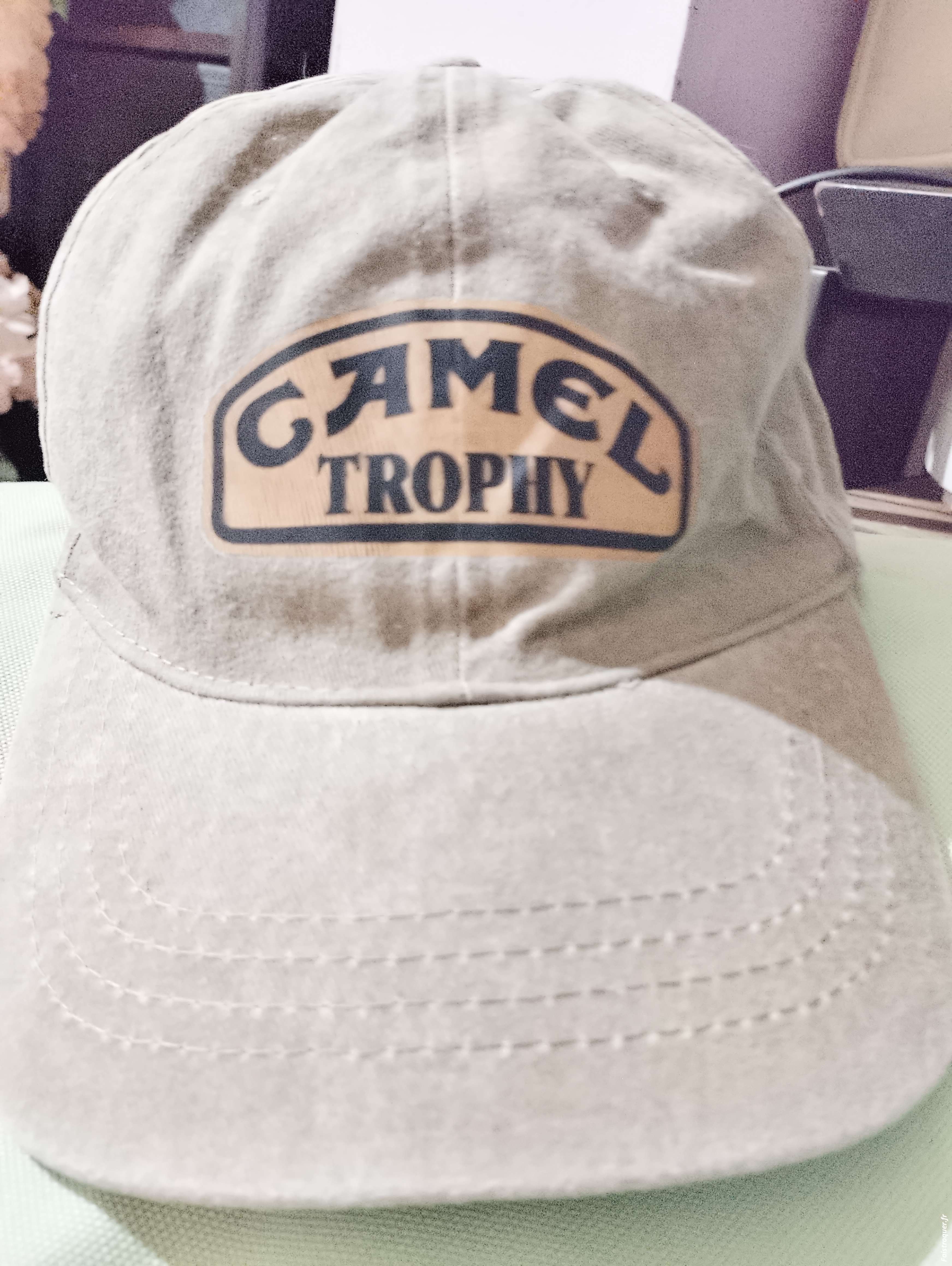 Casque camel trophy 