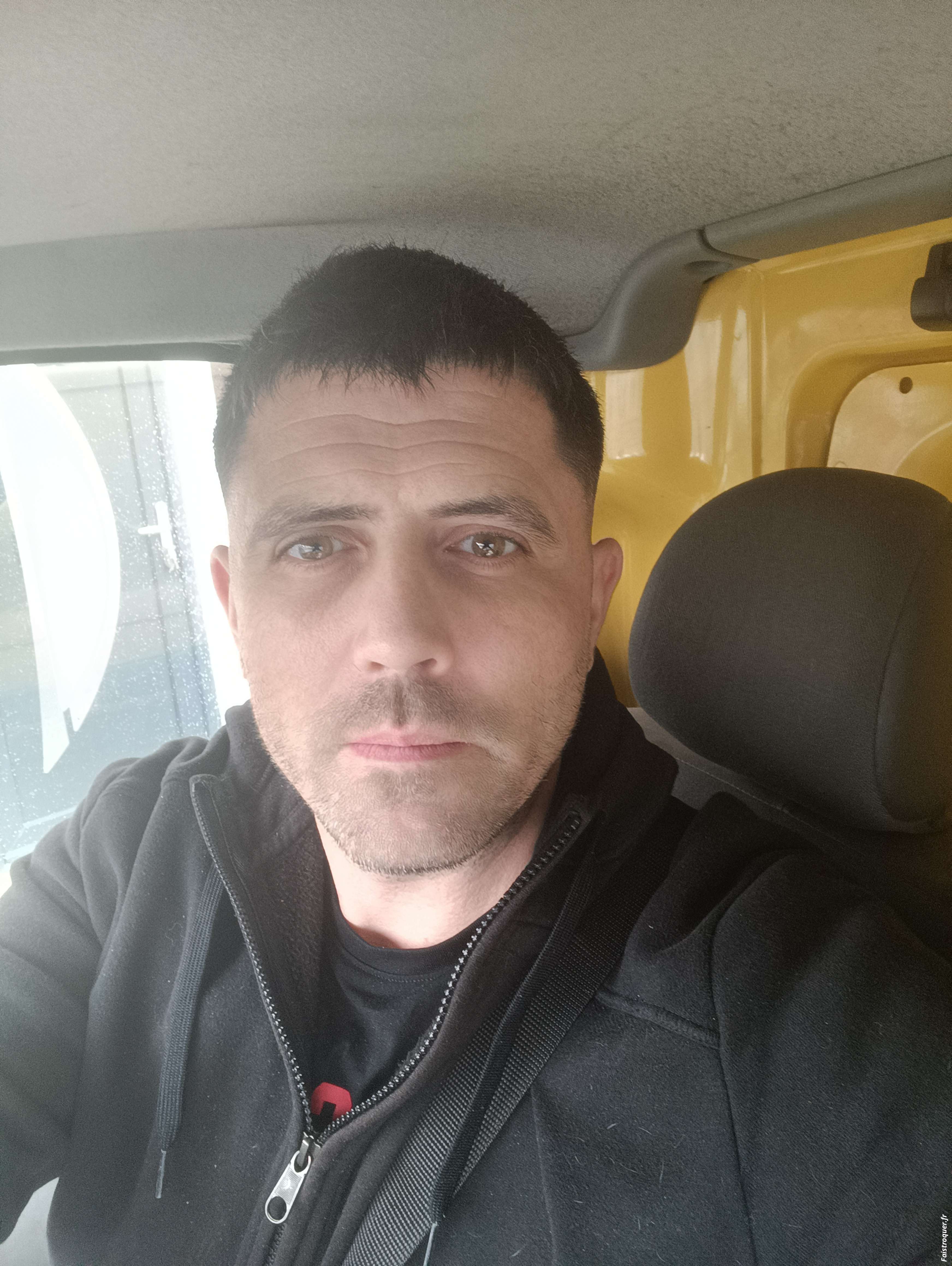 Mike32945